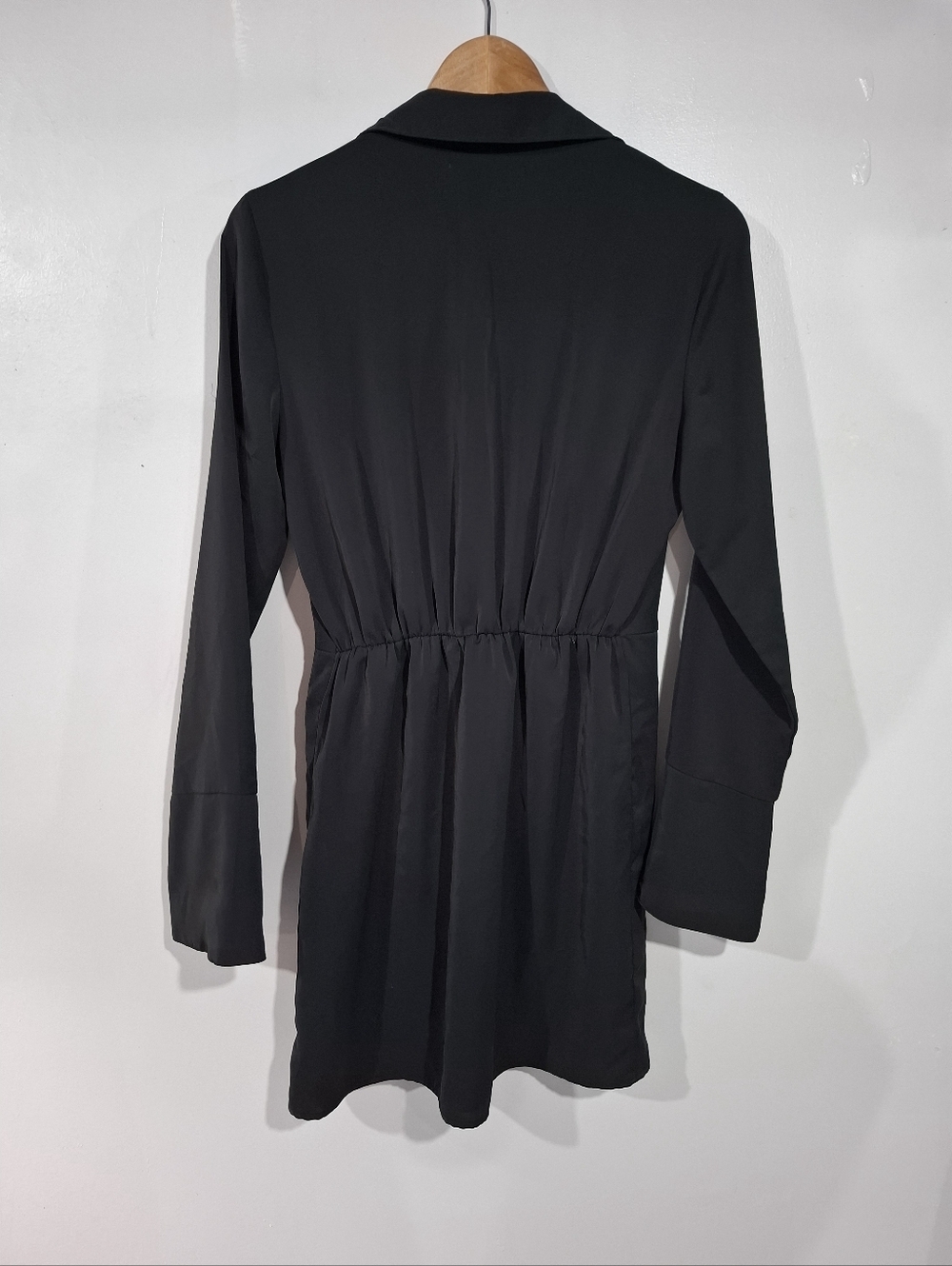 Abercrombie & Fitch Women's Mini Dress Black Twist-Front Long Bell Sleeve Sz S - Picture 6 of 12